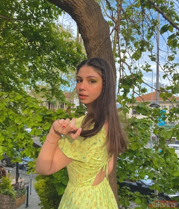 Yargı’nın Parla’sı Zeynep Atılgan bakın kaç yaşındaymış! Meğer göründüğü gibi değilmiş! Merve Ateş ile arasındaki o gerçek... - 2