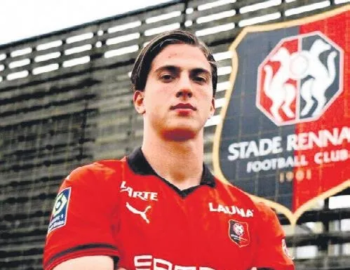 Rennes Bertuğ’u kiralıyor