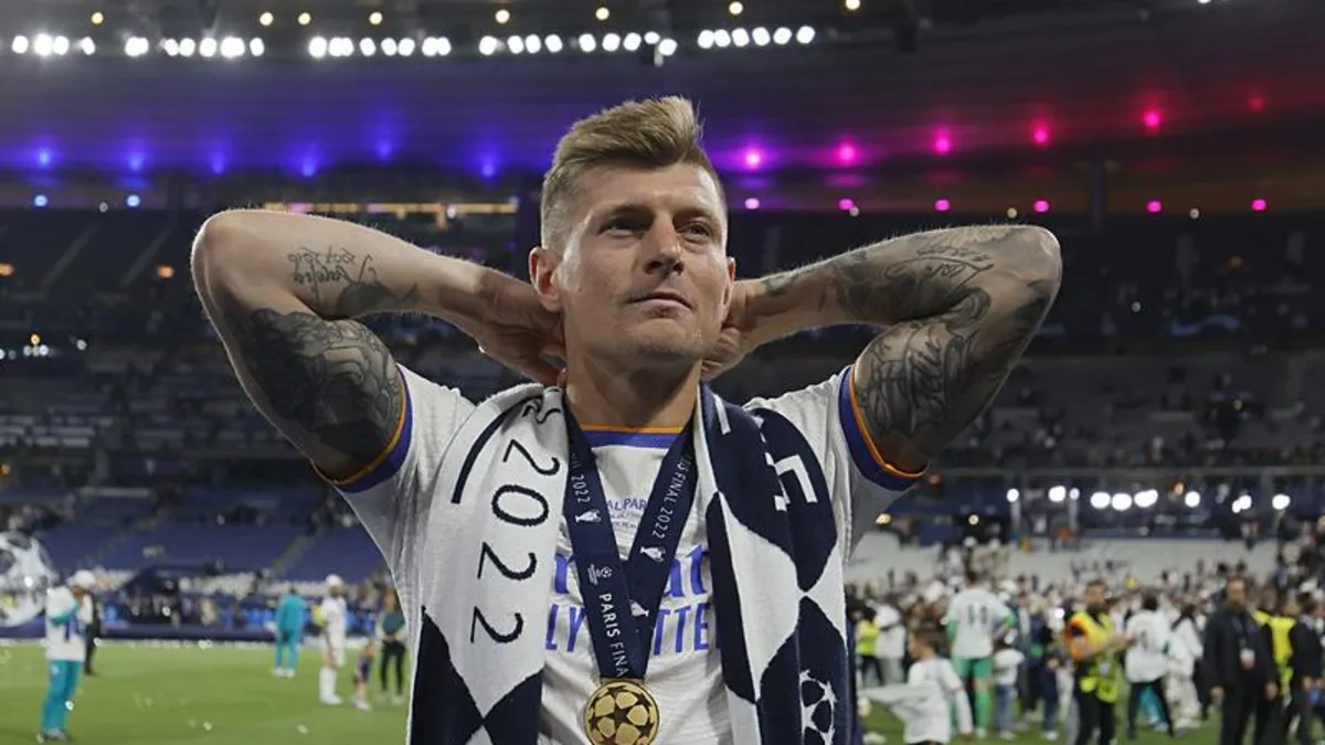 Efsaneye veda! Toni Kroos futbolu bırakıyor