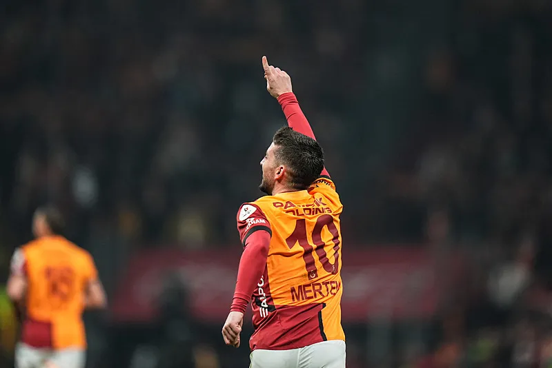 Galatasaray'ı yıkan haber! Mertens'in yeni takımını duyurdular - 2