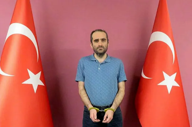 FETÖ elebaşı Fetullah Gülen'in pedofili yeğeni Selahaddin Gülen'in oyunu deşifre oldu!