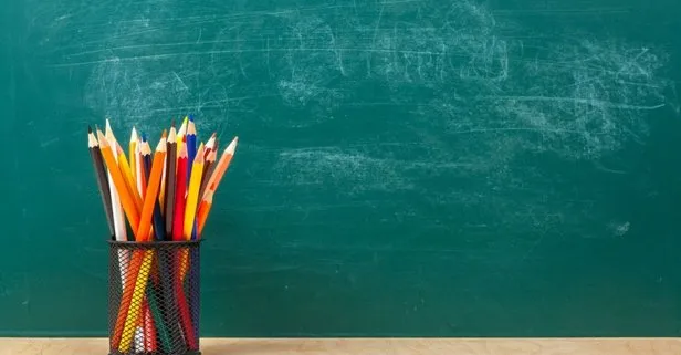 pazartesi okullar tatil mi