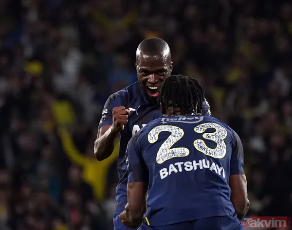 Osayi Topu Kaptırdı, Arao Gol Pasını Veren Oyuncaya Faulü Yapmadı. Altay'ın Ayağı Kaymasa Belki Bunu Da Pozisyon Olarak Konuşurduk Ama Rakibin "Yedi Kez Ofsayt"...