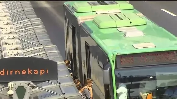 İstanbul'da toplu ulaşıma yüzde 30 zam yapıldı!