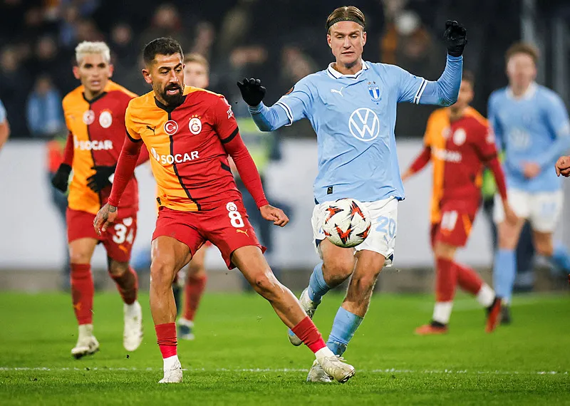Galatasaray’a bir kuzeyli daha! Nelsson sonrası savunma lideri bulundu - 4