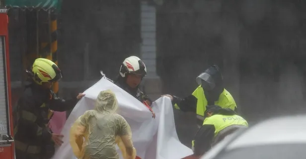 Tayvan'ı Kong-rey Tayfunu yıktı geçti! 153 bin hanenin elektriği kesildi