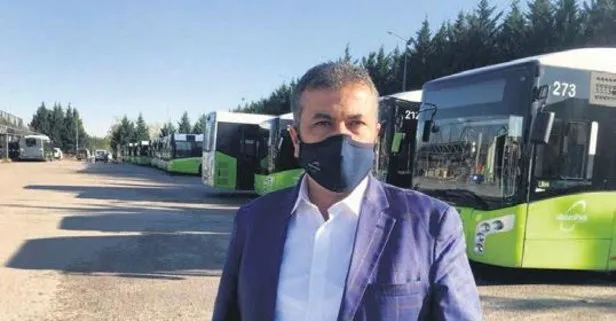 Kocaeli’de halk otobüsü şoförü Turan İnce yolcuları ‘Hoş geldiniz efendim’ diyerek karşılıyor