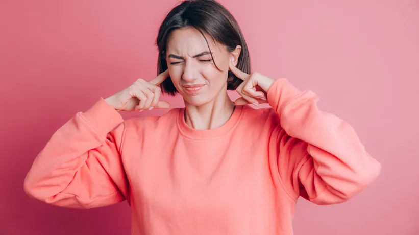 Kulağınızdaki çınlama aslında bir rüya olabilir mi? Oxford’dan çarpıcı analiz!