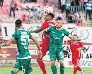 Giresunspor 90’da 1 puanı kurtardı