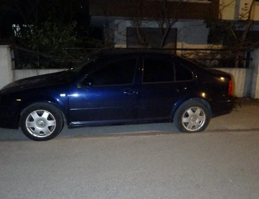 Antalya’da 6 aracın lastikleri patlatıldı