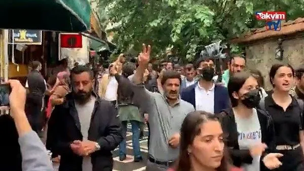 6li-masanin-golge-uyesi-pkknin-siyasi-ayagi-olan-hdpden-alcak-provokasyon-serefli-turk-polisine-hakaret-ettile-1655050653888.jpeg TBMM Başkanı Mustafa Şentop'tan polise yumruk atan terör destekçisi Salihe Aydeniz'e tepki: Dokunulmazlığı kaldırılmalıdır-3