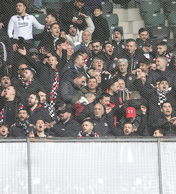 serdal-adalidan-birlik-ve-beraberlik-cagrisi-asamayacagimiz-engel-yok-1772296545802.jpg Serdal Adalı'dan birlik ve beraberlik çağrısı! "Aşamayacağımız engel yok"-2