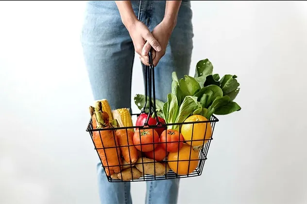 Üreticinin tarladan ucuza sattığı gıda ürünleri markette cep yakıyor!