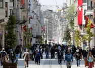 İşte koronavirüs sonrası normalleşme takvimi! Berber, kuaför, cami ve oteller ne zaman açılacak? Uçuşlar ne zaman başlayacak?