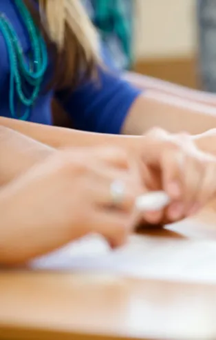 YDS başvuruları için bugün son gün! Yabancı Dil Sınavı (YDS/1) başvuru ücreti ne kadar? 2022 YDS ne zaman, hangi gün?