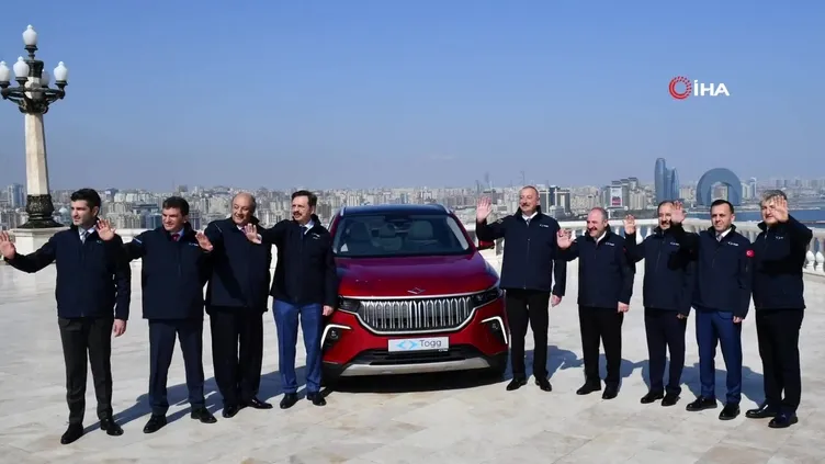 Aliyev, yerli otomobil Togg'u teslim aldı