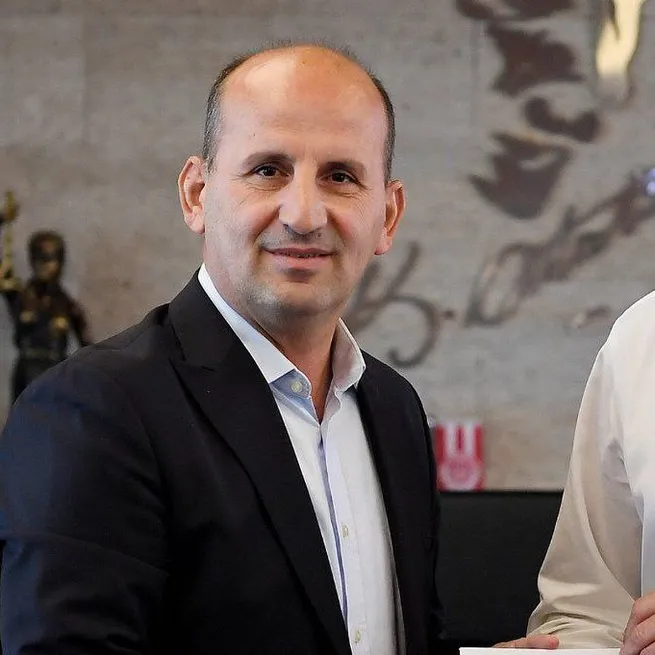 Son dakika: 14 Mayıs seçimleri sonrası İYİ Partiden ilk istifa geldi! İYİ Parti Ekonomi Politikaları Başkan Yardımcısı Özcan Kadıoğlu istifa etti