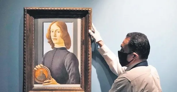 Botticelli’nin Madalyon Tutan Genç Adam tablosu 92 milyon dolara satıldı