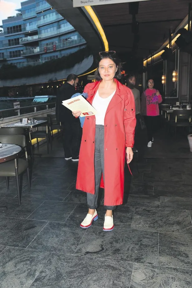 cezayirin-dusmanlari-artiyor-ben-bu-cihana-sigmazamda-erkan-can-ekabir-roluyle-ilk-kez-seyirciyle-bulusacak-1667253406151.jpeg Cezayir’in düşmanları artıyor! Ben Bu Cihana Sığmazam'da Erkan Can, ‘Ekabir’ rolüyle ilk kez seyirciyle buluşacak-7