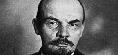 Bolşevik lider Lenin, sürgünden Rusya'ya döndü