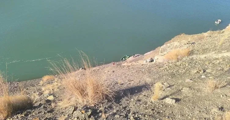 Van'da bir otomobil baraj gölüne uçtu: 3 kişi hayatını kaybetti-2