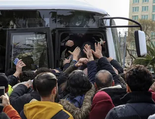 Göçmenler Avrupa yolunda! Sınıra gidebilmek için birbirlerini ezdiler