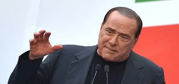 Bir kez daha yalanladı