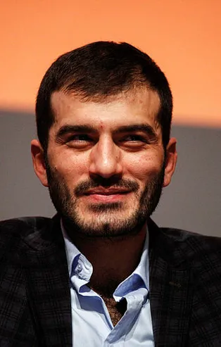 Sevilen oyuncu Ufuk Bayraktar cezaevine girdi