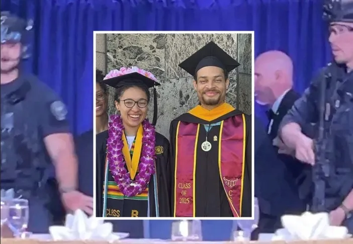 cole-allenin-manifestosu-ortaya-cikti-beyaz-saray-yemegi-saldirgani-kimi-hedef-aldi-ya-iran-ajani-olsaydim-1777229622410.jpeg Cole Allen'ın manifestosu ortaya çıktı: Beyaz Saray yemeği saldırganı kimi hedef aldı? | "Ya İran ajanı olsaydım"-5