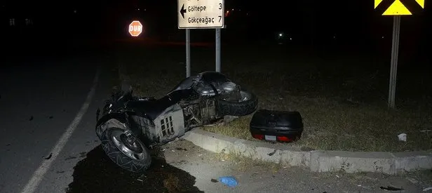 Feci kaza! Motosiklet sürücüsü yola savruldu