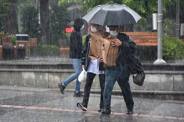 HAVA DURUMU | Meteorolojiden son dakika Antalya, Mersin ve 4 ile kuvvetli yağış uyarısı | 14 Aralık 2020 Pazartesi