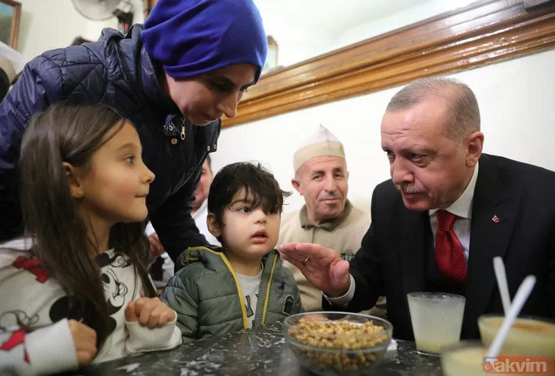 Başkan Erdoğan, Fatih’te bozacıda vatandaşlarla sohbet etti