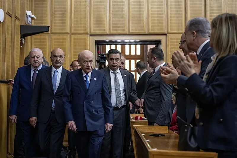 devlet-bahceliden-askeri-hastane-cikisi-beka-meselesidir-turkiye-natoda-temel-kaldiractir-1782806810591.jpeg Devlet Bahçeli'den "askeri hastane" çıkışı: Beka meselesidir | "Türkiye NATO'da temel kaldıraçtır"-4