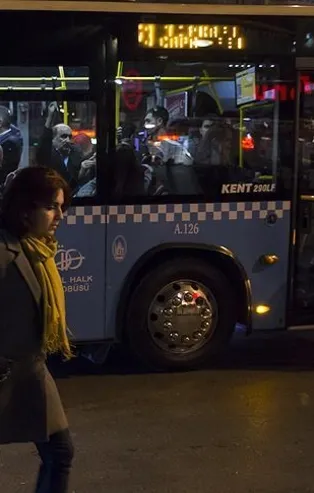 İstanbul'da toplu taşımaya zam sonrası şimdi de çift tarife! Vatandaş isyan etti: Ekrem İmamoğlu taksiden daha pahalı