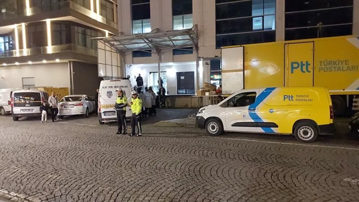 Rize'deki PTT şubesinde silahlı saldırı! 2 kişi hayatını kaybetti firari katil adliyeye sevk edildi