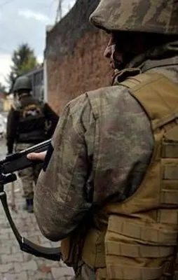 HDPKK'lı bir başkan daha gözaltında