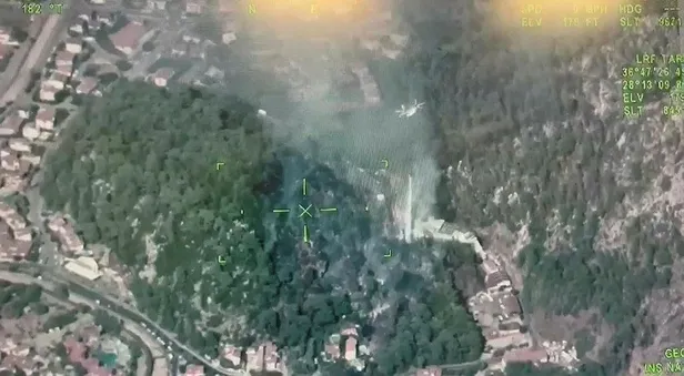 marmariste-orman-yangini-alevler-otele-sicradi-1659104756753.jpeg Marmaris'te orman yangını! Alevler otele sıçradı! Orman yangını kontrol altına alındı-4