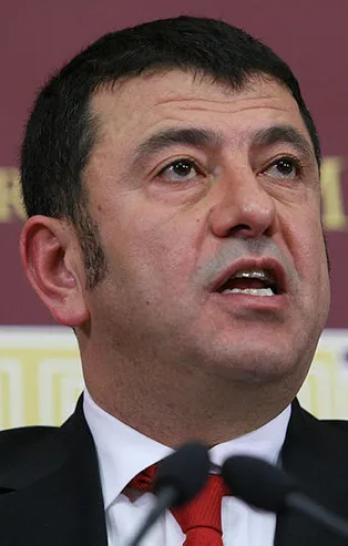 CHP'li Veli Ağbaba'nın korona iftirası elinde patladı! İBB Mezarlıklar Daire Başkanı Ayhan Koç Ağbaba'yı yalanladı!