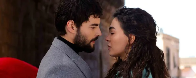 Hercai 1. bölümde yeni bir aşk filizleniyor