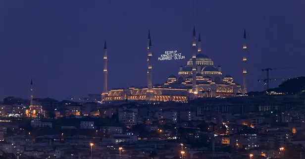 Regaip Kandili namazı evde kılınabilir mi? Saat kaçta, yatsıdan sonra mı kılınır?