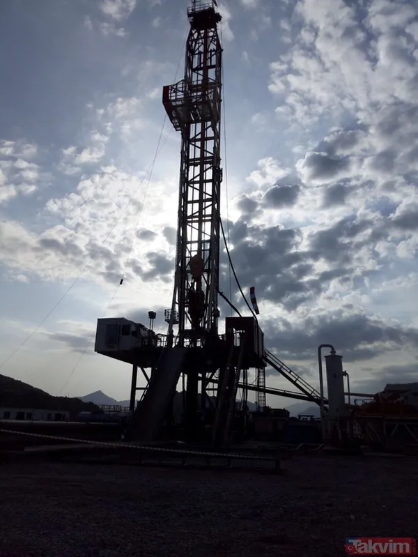 Çukurca'da petrol kuyusu için ilk kazma vuruldu - 37