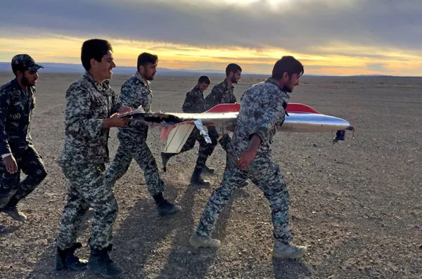 İran'dan ABD'ye füzeli yanıt! - 7