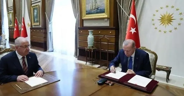 FETÖ kumpası mağdurları komuta kademesinde! Erdoğan’ın ’Bu bizim Mete’ diyerek selamladığı Mete Kuş tümgeneralliğe terfi etti