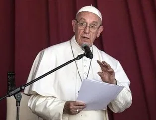 Papa istismarcı piskoposun istifasını kabul etti