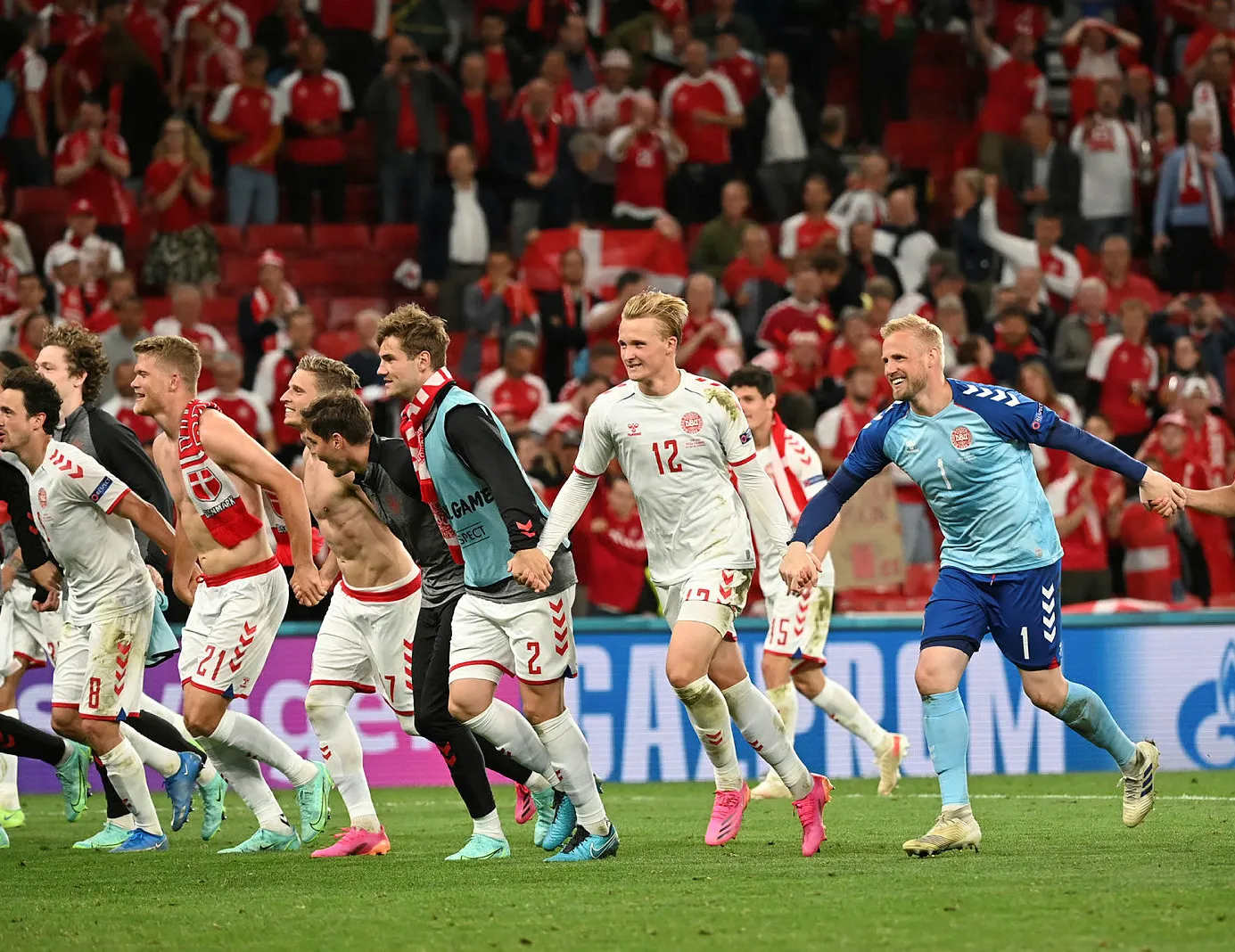 Danimarka Rusya’yı farklı yendi