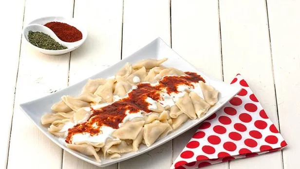 hingel-mantisi-nasil-yapilir-masterchef-hingel-mantisi-tarifi-ve-malzemeleri-manti-cesitleri-1629744634752.jpg Hingel (hıngel) mantısı nasıl yapılır? MasterChef Hingel mantısı tarifi ve malzemeleri! Mantı çeşitleri...-4