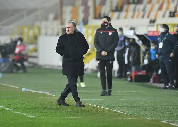 Galatasaray'da şampiyonluk ateşi! Fatih Terim yatağı yorganı Florya'ya taşıdı - 4