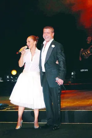 Levent Yüksel’in eski eşi bakın hangi şarkıcı çıktı! Duyan gören inanamadı meğer yakından tanıdığımız o ünlü isimle...