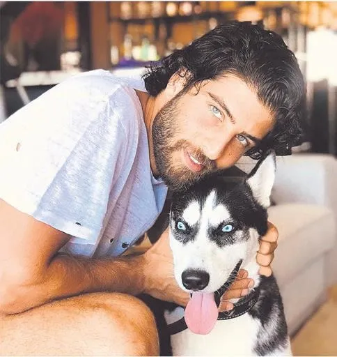 sevval-sahin-sasirtti-herkes-burak-atesle-beklerken-murat-kazancioglu-ile-yakalandi-seyma-subasi-detayi-ise-di-1655232847708.jpeg Şevval Şahin şaşırttı! Herkes Burak Ateş'le beklerken Murat Kazancıoğlu ile yakalandı! Şeyma Subaşı detayı ise dikkat çekti-3