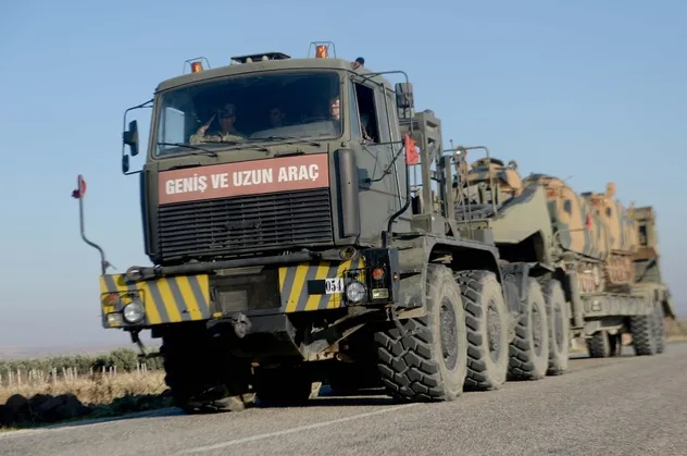 Son dakika: Suriye sınırına askeri sevkiyat